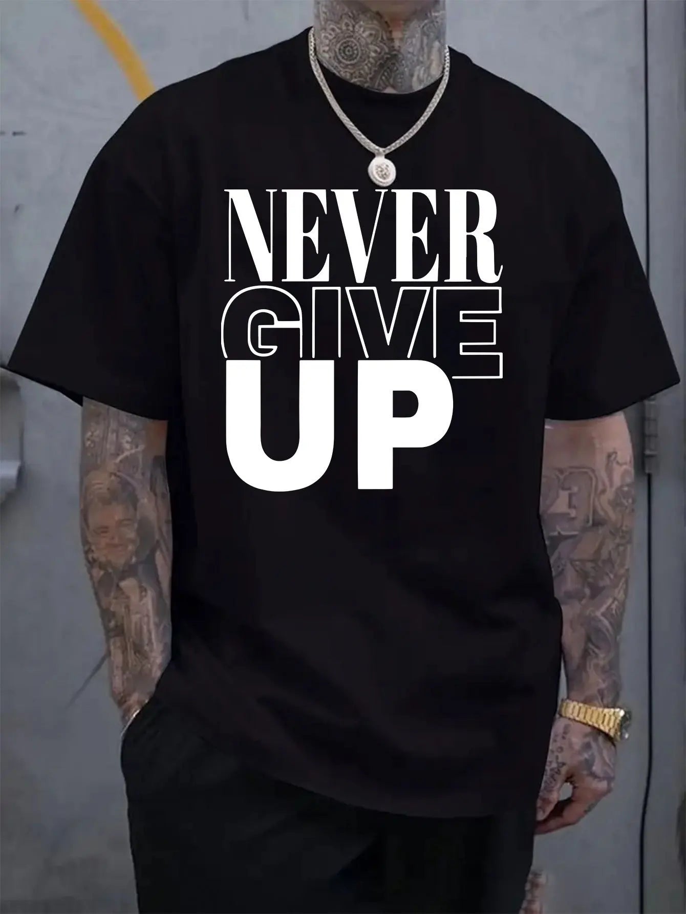 Men's all season short sleeved T-shirt