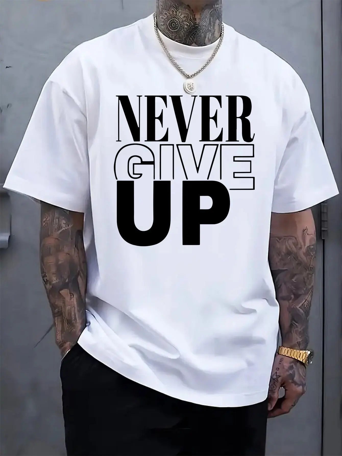 Men's all season short sleeved T-shirt